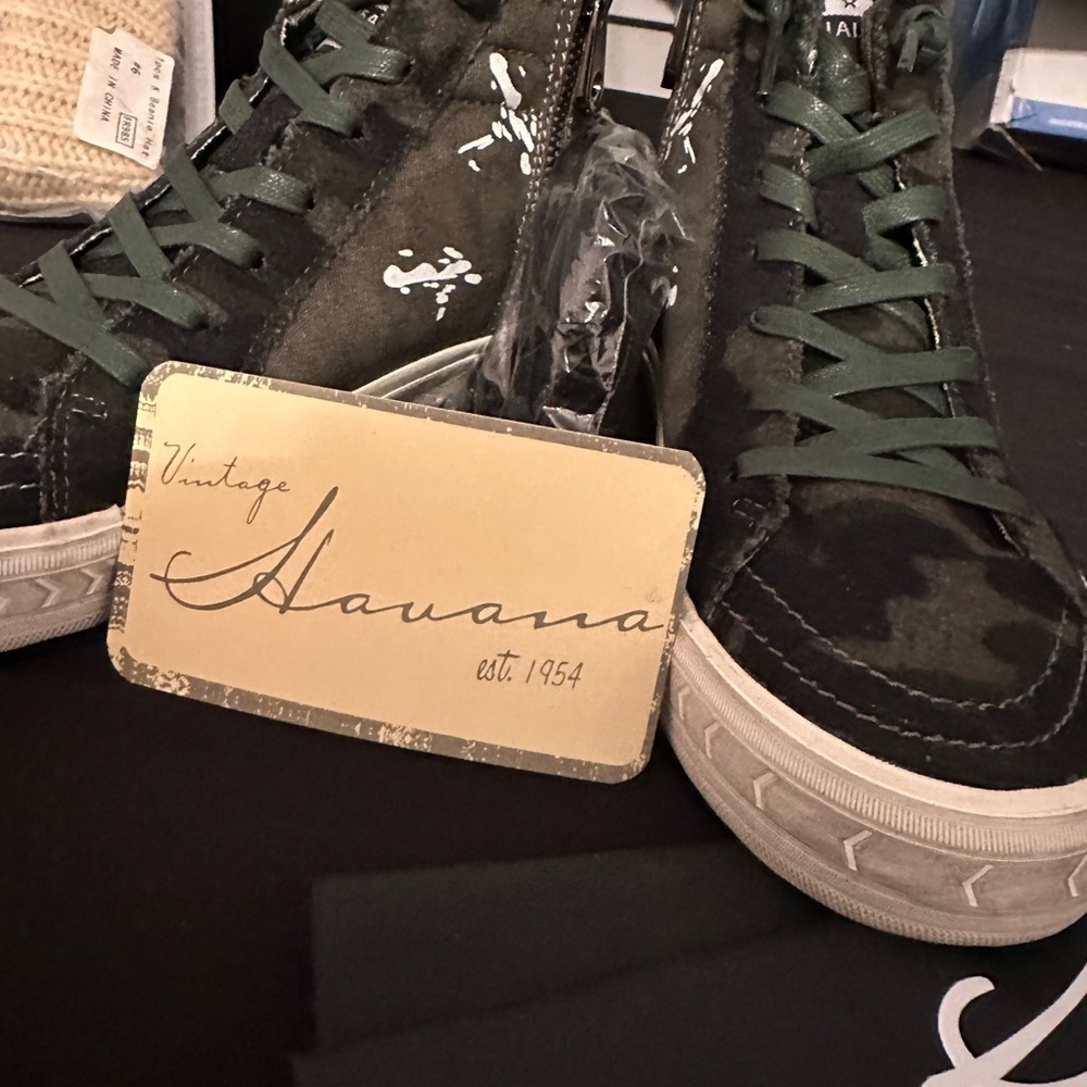 Vintage Havana Green and Camo High-Top Sneakers - Picture 2 of 8